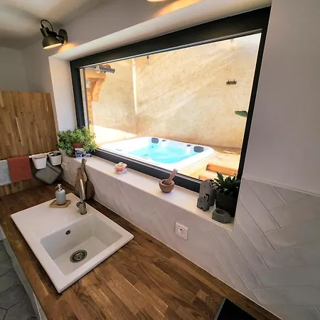 Cocon Nature Montpellier - Jacuzzi & Sauna - 300M Du Tramway Castelnau-le-Lez Exterior photo